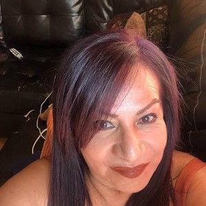 Meet your Posher, Elena